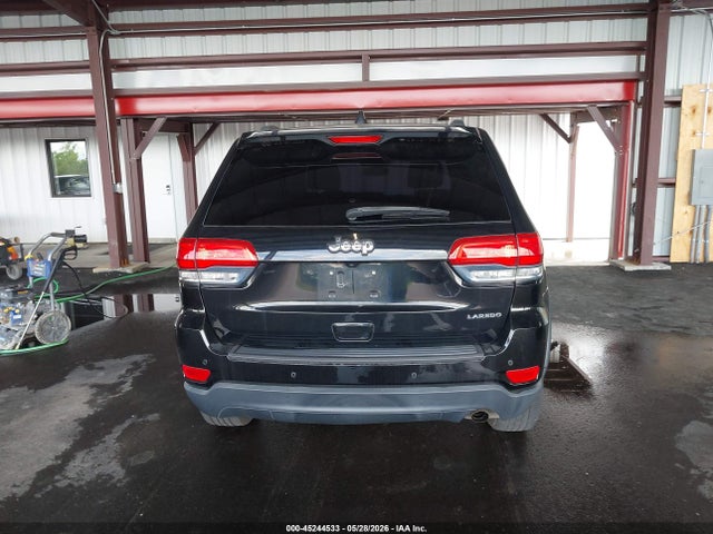1C4RJEAG9HC723627 Jeep Grand Cherokee Laredo 4x2