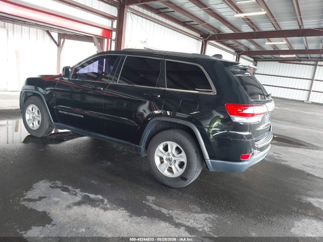 1C4RJEAG9HC723627 Jeep Grand Cherokee Laredo 4x2