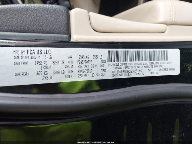 1C4RJEAG9HC723627 Jeep Grand Cherokee Laredo 4x2