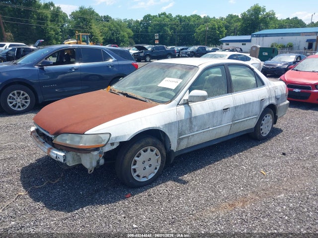 45244548 :رقم المزاد ، 1HGCG56472A142585 vin ، 2002 Honda Accord 2.3 Lx مزاد بيع