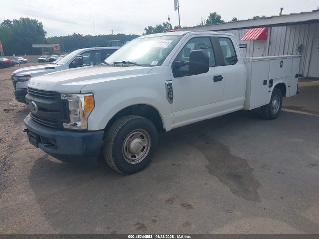 Ford F-250 Xl 2017 1FD7X2A66HEE07422 Image 2