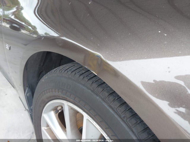 45244566 :رقم المزاد ، JN1BV7AP1FM330586 vin ، 2015 Infiniti Q50 Premium مزاد بيع