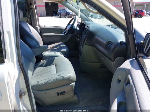 2005 Chrysler Town & Country Touring მანქანა იყიდება აუქციონზე, vin: 2C4GP54L55R433385, აუქციონის ნომერი: 45244590