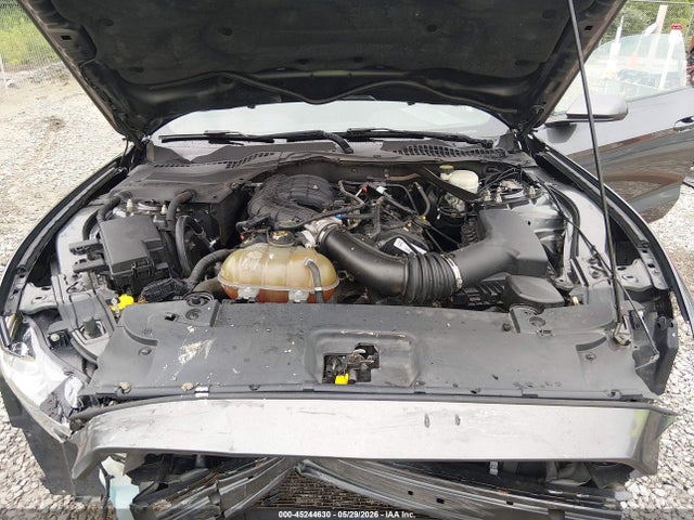 45244630 :رقم المزاد ، 1FATP8EM7F5323563 vin ، 2015 Ford Mustang V6 مزاد بيع