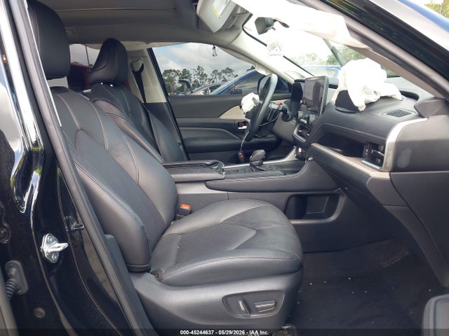 Продаж на аукціоні авто 2024 Toyota Grand Highlander Platinum, vin: 5TDAAAB52RS030661, номер лоту: 45244637