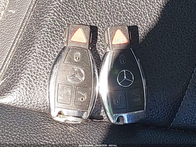 Продажа на аукционе авто 2015 Mercedes-benz C 300 4matic, vin: 55SWF4KB3FU081129, номер лота: 45244663