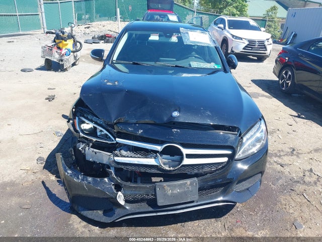Продажа на аукционе авто 2015 Mercedes-benz C 300 4matic, vin: 55SWF4KB3FU081129, номер лота: 45244663