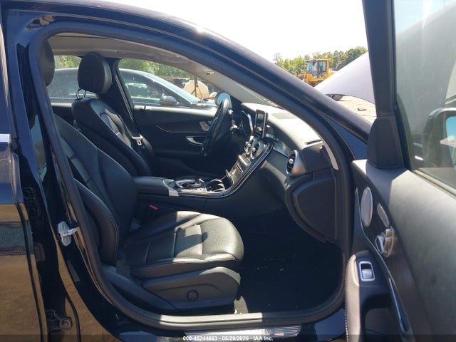 Продажа на аукционе авто 2015 Mercedes-benz C 300 4matic, vin: 55SWF4KB3FU081129, номер лота: 45244663