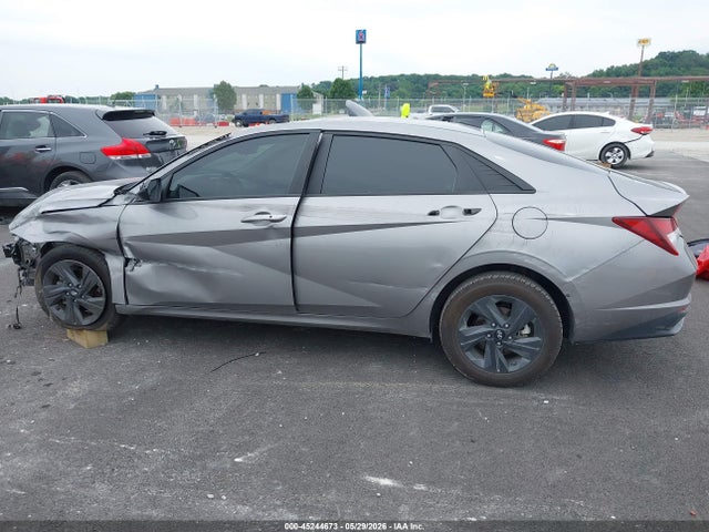 2023 Hyundai Elantra Sel მანქანა იყიდება აუქციონზე, vin: KMHLM4AGXPU624892, აუქციონის ნომერი: 45244673