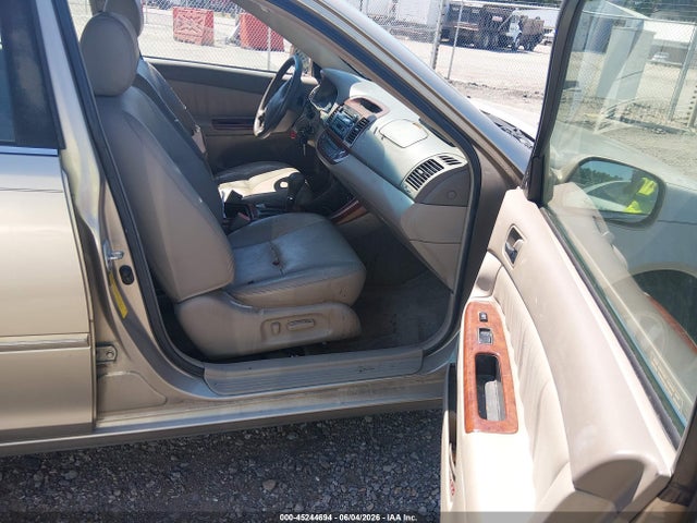 2002 Toyota Camry Xle V6 მანქანა იყიდება აუქციონზე, vin: 4T1BF30K42U535706, აუქციონის ნომერი: 45244694