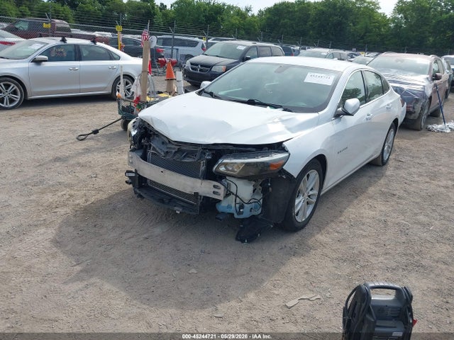 Chevrolet MALIBU LT 2018 1G1ZD5ST0JF249924 Image 2