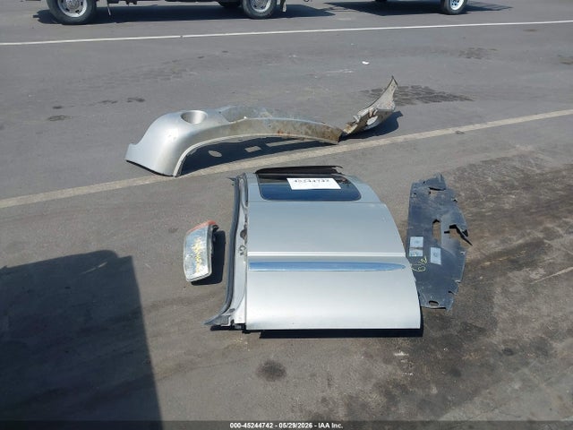 45244742 :رقم المزاد ، 2GTEK19VX41257987 vin ، 2004 Gmc Sierra 1500 Sle مزاد بيع