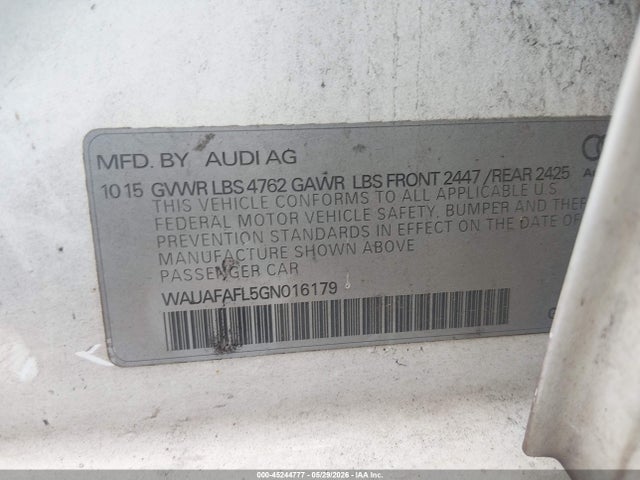 Продажа на аукционе авто 2016 Audi A4 2.0t Premium, vin: WAUAFAFL5GN016179, номер лота: 45244777