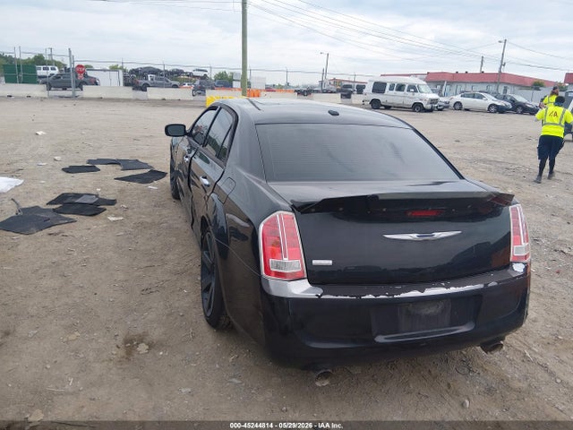 2C3CCADT5EH207389 Chrysler 300c John Varvatos Luxury Edition