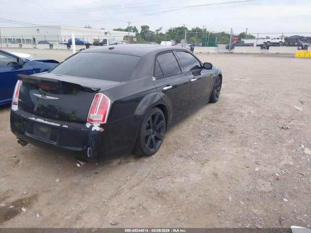2C3CCADT5EH207389 Chrysler 300c John Varvatos Luxury Edition
