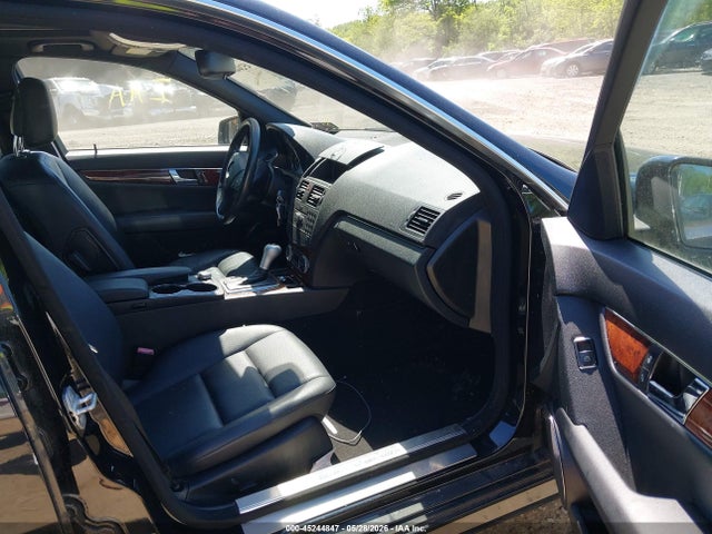 45244847 :رقم المزاد ، WDDGF8BB2BR166017 vin ، 2011 Mercedes-benz C 300 Sport 4matic مزاد بيع