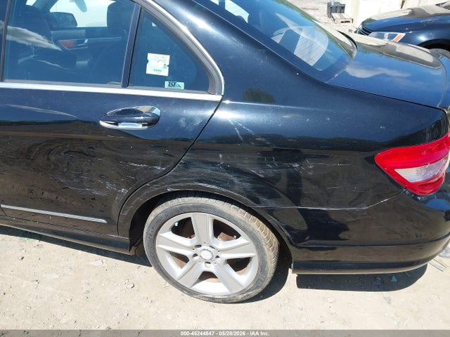 45244847 :رقم المزاد ، WDDGF8BB2BR166017 vin ، 2011 Mercedes-benz C 300 Sport 4matic مزاد بيع