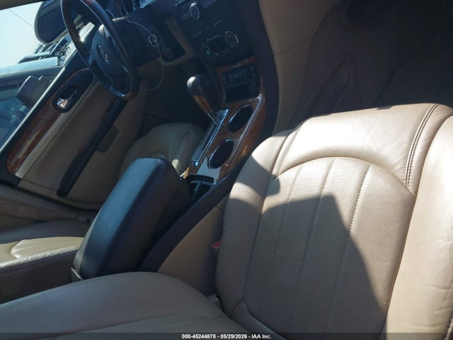 45244878 :رقم المزاد ، 5GAKRCED7CJ137903 vin ، 2012 Buick Enclave Leather مزاد بيع