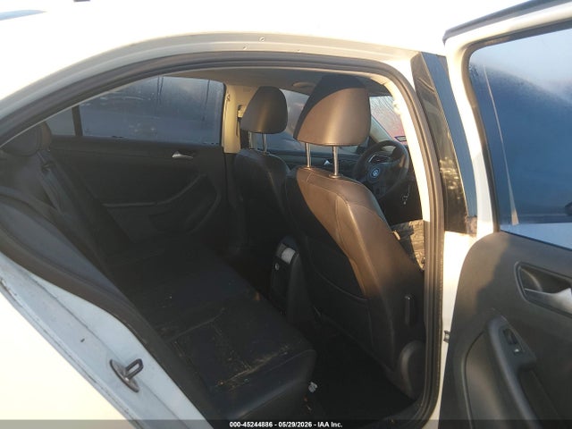3VWD17AJ5EM287240 Volkswagen Jetta 1.8t Se