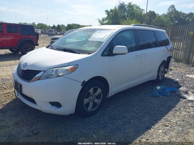 Продаж на аукціоні авто 2011 Toyota Sienna Le V6, vin: 5TDKK3DCXBS110871, номер лоту: 45244913
