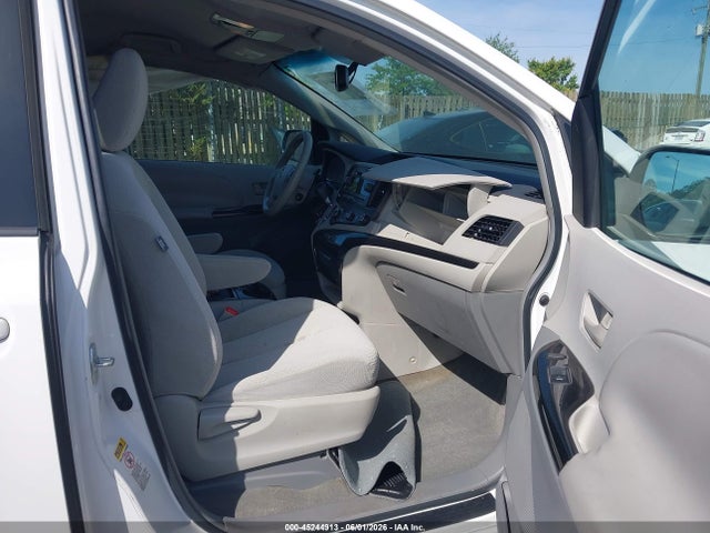 Продаж на аукціоні авто 2011 Toyota Sienna Le V6, vin: 5TDKK3DCXBS110871, номер лоту: 45244913