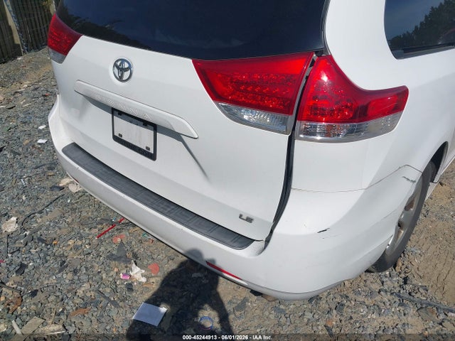 Продаж на аукціоні авто 2011 Toyota Sienna Le V6, vin: 5TDKK3DCXBS110871, номер лоту: 45244913