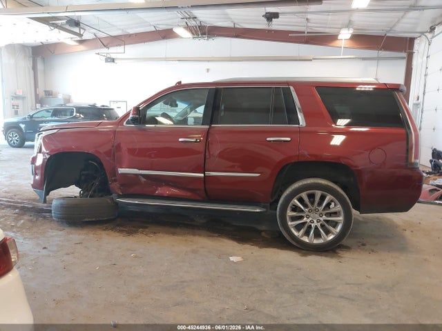 Продажа на аукционе авто 2017 Cadillac Escalade Luxury, vin: 1GYS4BKJ4HR380802, номер лота: 45244936