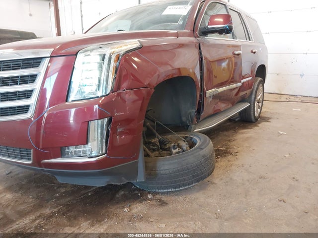 Продажа на аукционе авто 2017 Cadillac Escalade Luxury, vin: 1GYS4BKJ4HR380802, номер лота: 45244936