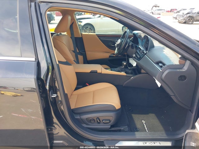 45244993 :رقم المزاد ، 58ADZ1B17RU182860 vin ، 2024 Lexus Es 350 مزاد بيع