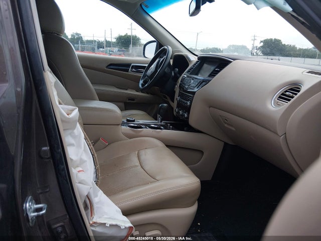 5N1AR2MM1GC605653 Nissan Pathfinder Platinum