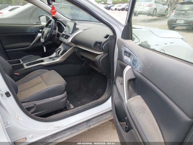 Продажа на аукционе авто 2025 Mitsubishi Eclipse Cross, vin: JA4ATWAA0SZ008680, номер лота: 45245094