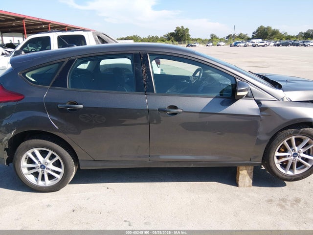 Ford FOCUS SE 2015 1FADP3K29FL318158 Image 14