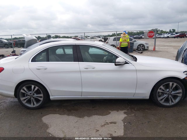 45245122 :رقم المزاد ، 55SWF4JB7JU241054 vin ، 2018 Mercedes-benz C 300 مزاد بيع