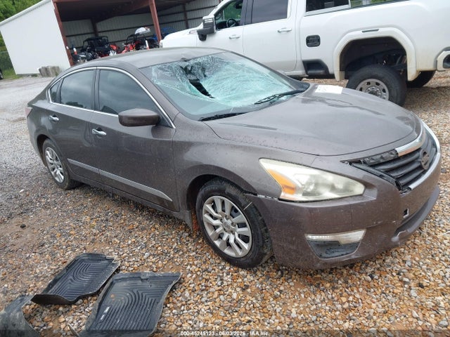 Nissan Altima 2.5 S 2015 1N4AL3AP1FN863755 Image 1