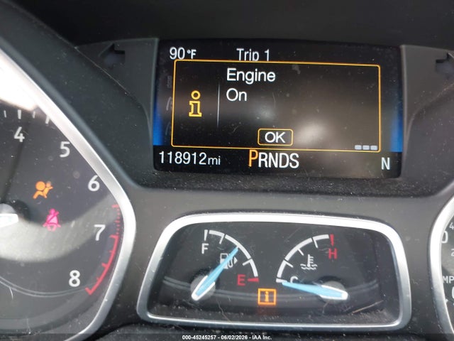 1FADP3J25HL264734 Ford Focus Titanium