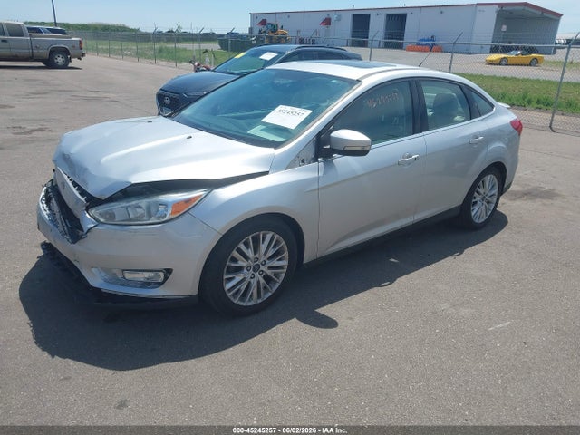 1FADP3J25HL264734 Ford Focus Titanium