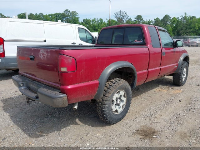 Продажа на аукционе авто 2001 Chevrolet S-10 Ls, vin: 1GCCT19W718240182, номер лота: 45245261