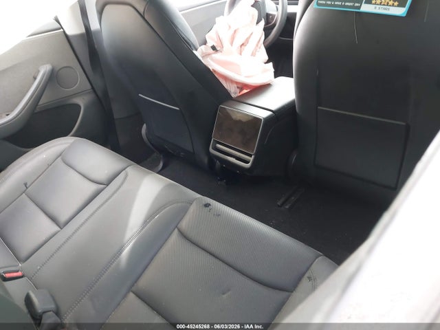 2025 Tesla Model 3 Long Range Rear-wheel Drive მანქანა იყიდება აუქციონზე, vin: 5YJ3E1EA2SF911828, აუქციონის ნომერი: 45245268