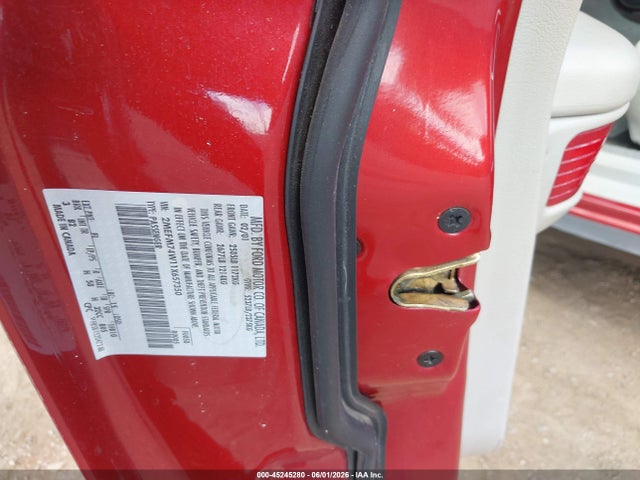 Aukcja sprzedaży 2001 Mercury Grand Marquis Gs, vin: 2MEFM74W11X657350, numer aukcji: 45245280