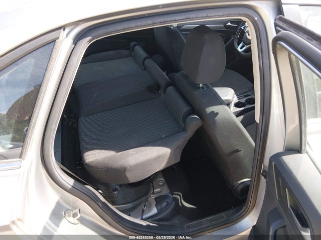 Продаж на аукціоні авто 2019 Volkswagen Jetta 1.4t R-line/1.4t S/1.4t Se, vin: 3VWCB7BU4KM179480, номер лоту: 45245289