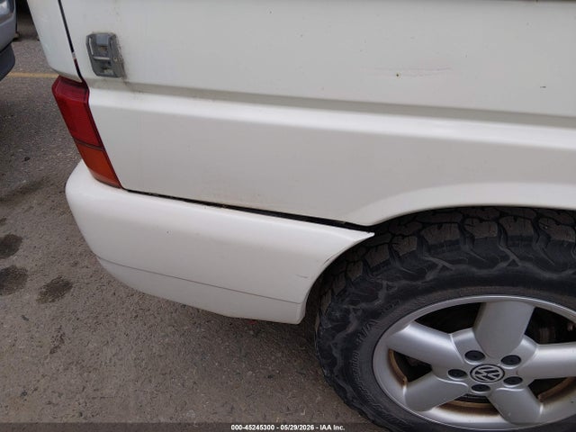 45245300 :رقم المزاد ، WV2NB47093H011633 vin ، 2003 Volkswagen Eurovan Mv مزاد بيع