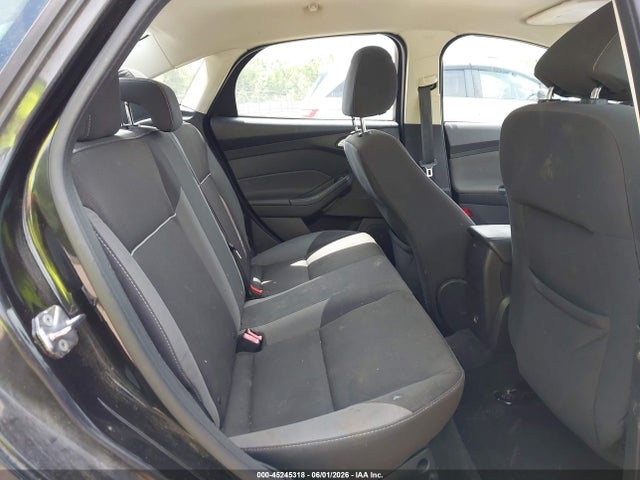 45245318 :رقم المزاد ، 1FADP3F26DL121147 vin ، 2013 Ford Focus Se مزاد بيع