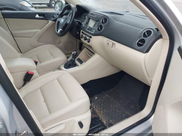 45245377 :رقم المزاد ، WVGBV7AX7DW540104 vin ، 2013 Volkswagen Tiguan Se مزاد بيع