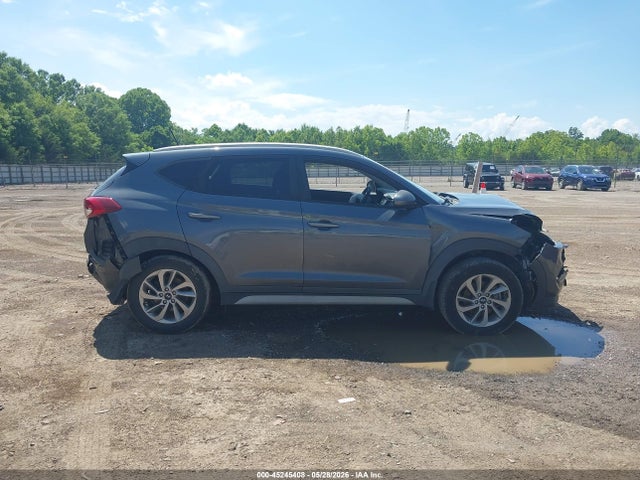 Продажа на аукционе авто 2017 Hyundai Tucson Se, vin: KM8J33A42HU462087, номер лота: 45245408