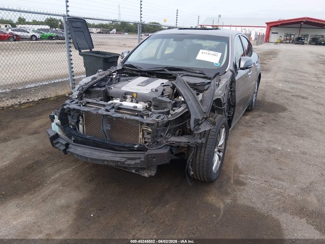 JN1BY1AR9FM560432 Infiniti Q70 3.7x