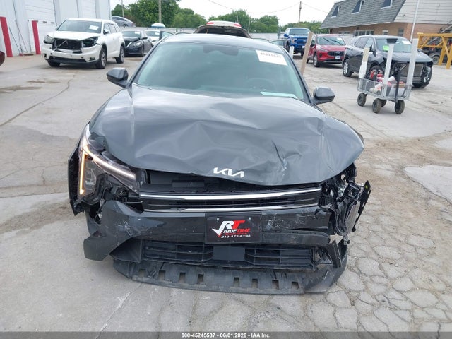 45245537 :رقم المزاد ، 3KPFU4DE6SE128913 vin ، 2025 Kia K4 Ex مزاد بيع