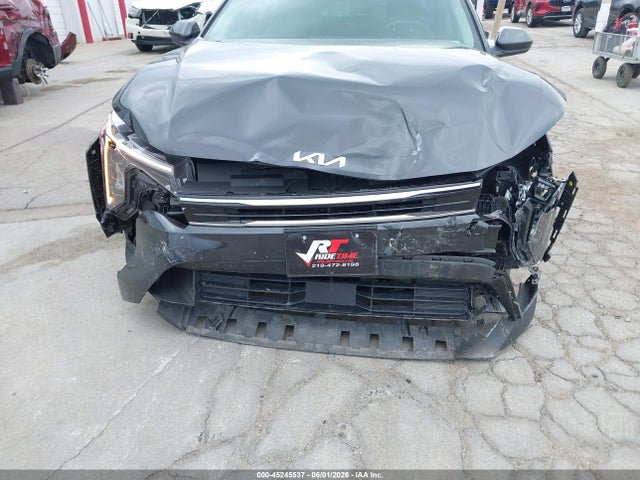 45245537 :رقم المزاد ، 3KPFU4DE6SE128913 vin ، 2025 Kia K4 Ex مزاد بيع