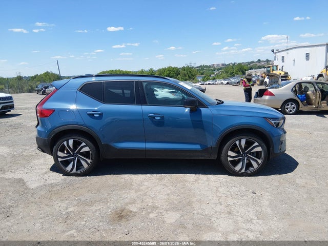 Продаж на аукціоні авто 2023 Volvo Xc40 B5 Plus Dark Theme, vin: YV4L12UW6P2989907, номер лоту: 45245589