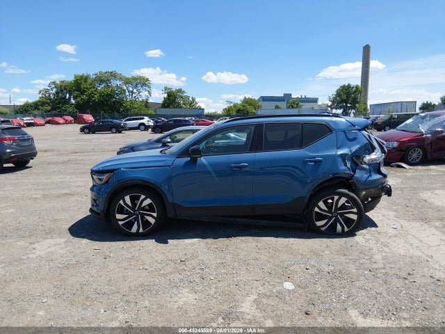 Продаж на аукціоні авто 2023 Volvo Xc40 B5 Plus Dark Theme, vin: YV4L12UW6P2989907, номер лоту: 45245589