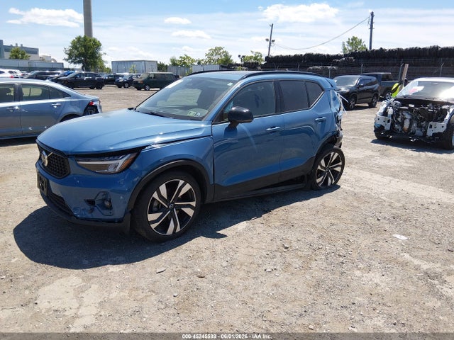 Продаж на аукціоні авто 2023 Volvo Xc40 B5 Plus Dark Theme, vin: YV4L12UW6P2989907, номер лоту: 45245589